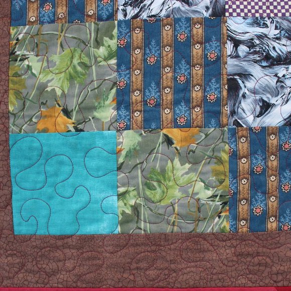 Quilted Throw/Quilt Playful Pattern  Size 31" X 31" - Picture 8 of 8